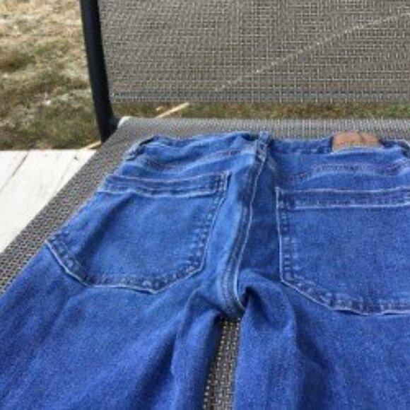 AMERICAN EAGLE Bell Bottom Jeans - Picture 3 of 4